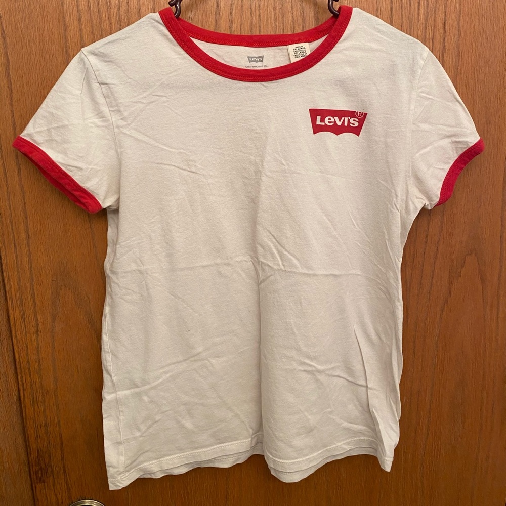 Levi’s Tee